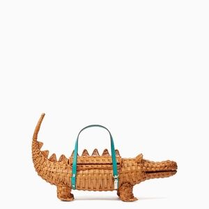 Kate Spade Bags - KateSpade Swamped3d Wicker ALLIGATOR BAG 😍 Kate Spade Bags - KateSpade Swamped3d Wicker ALLIGATOR BAG 😍